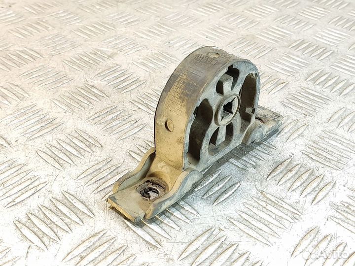 Кронштейн глушителя Bmw X5 e53 2000-2007