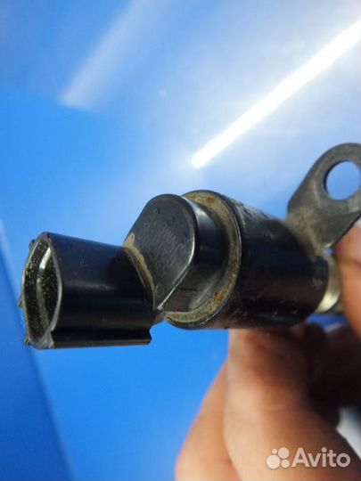 Клапан электромагн. изменения фаз грм Hyundai Gene