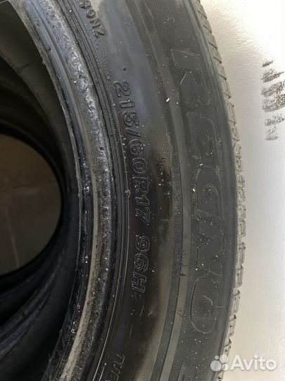 Bridgestone Regno ER30 215/60 R17