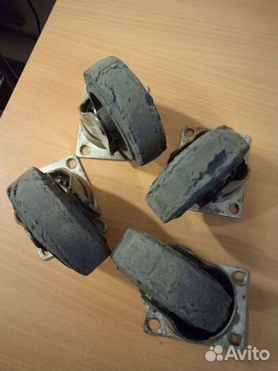 Колеса поворотные