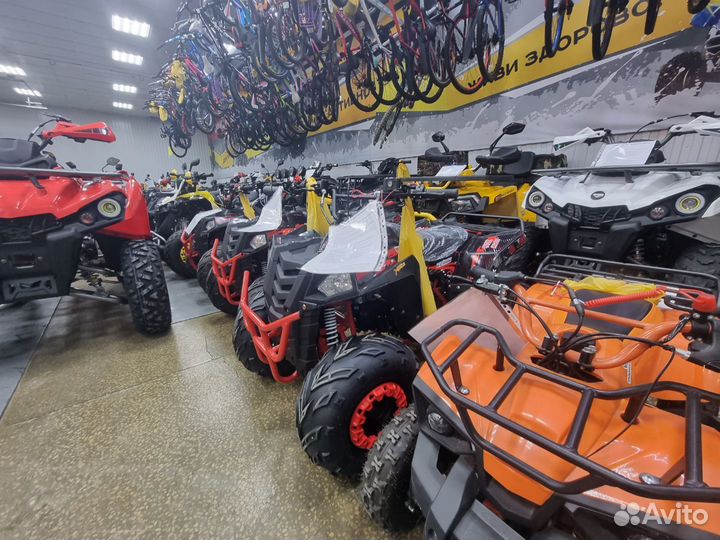 Квадроциклы в наличии в Тюмени на Чаркова 37