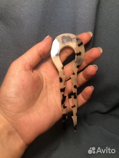 Шпилька для волос