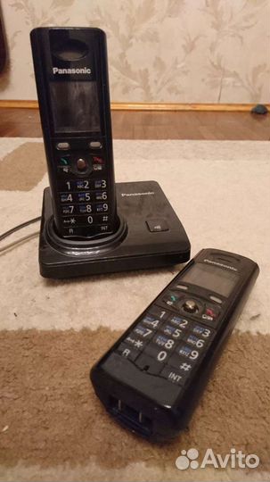 Panasonic Радиотелефон. База + дополнительная труб