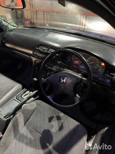 Honda Accord 2.2 AT, 1994, 400 000 км