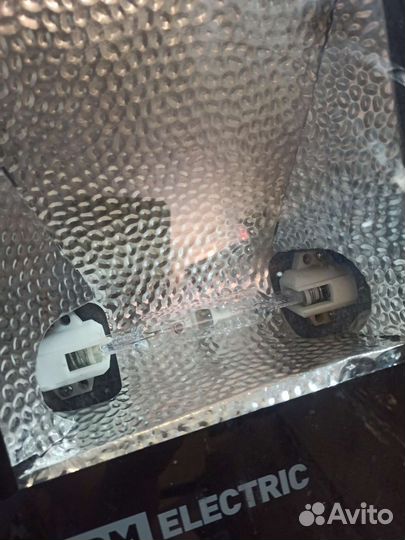 Прожектор металлогалогеновый