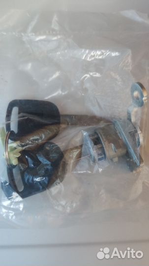 Личинка замка двери левая Хонда Аккорд 7