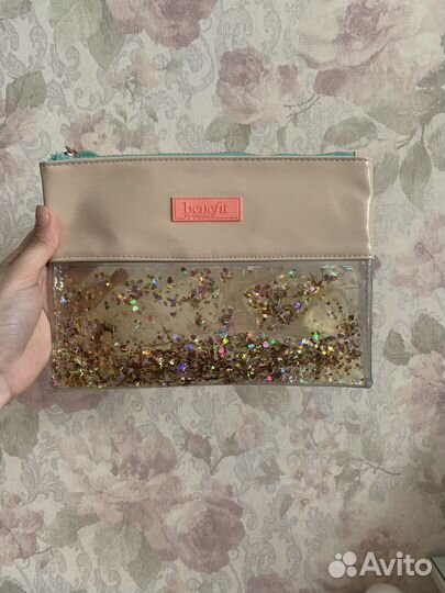 Косметичка Benefit