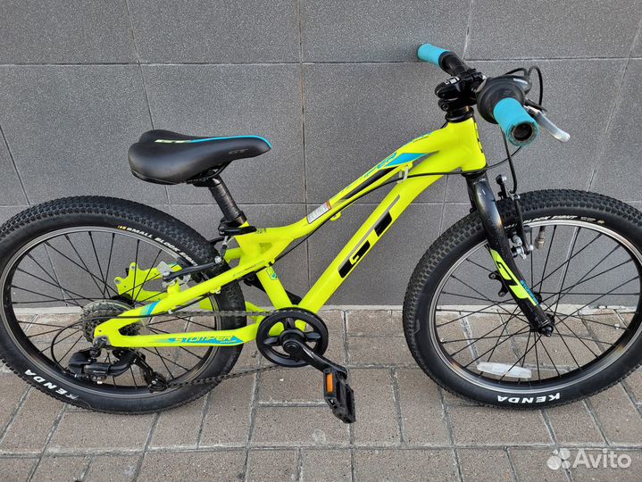 Велосипед GT Stomper Prime колеса 20 дюймов