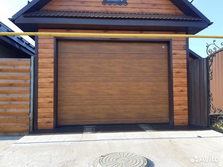 Секционные ворота