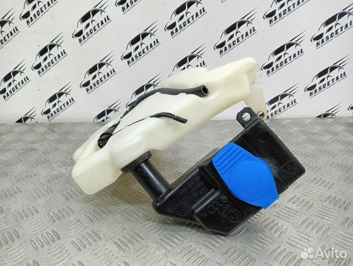 Бачок стеклоомывателя Audi A4 B8 1.8 CDH 2010