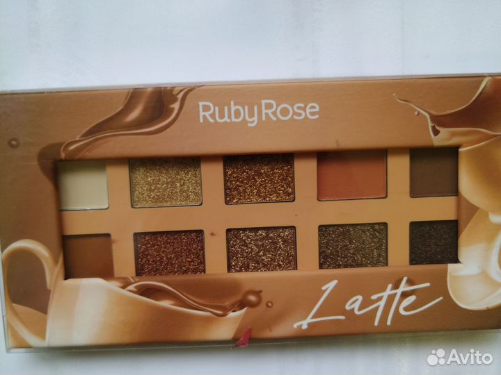 Палетка теней для век