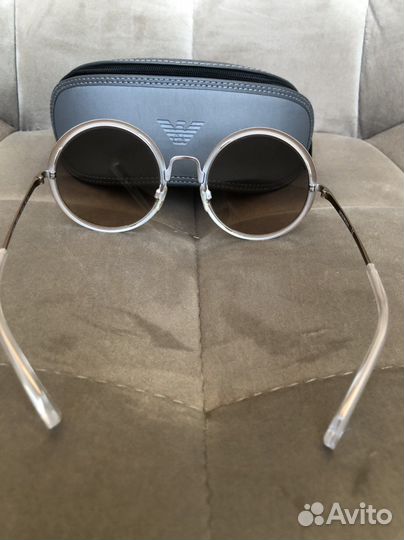 Солнцезащитные очки emporio armani