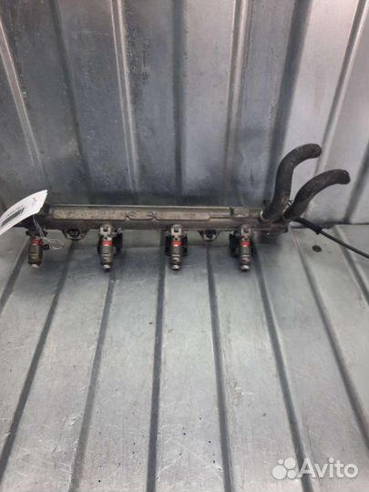 Топливная рампа Volkswagen Lupo хэтчбек 1.4 2000