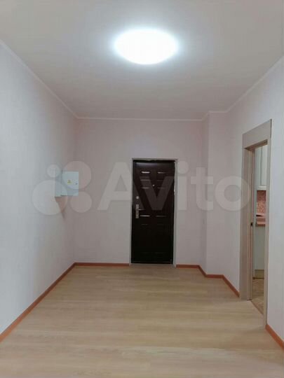 2-к. квартира, 74 м², 2/14 эт.