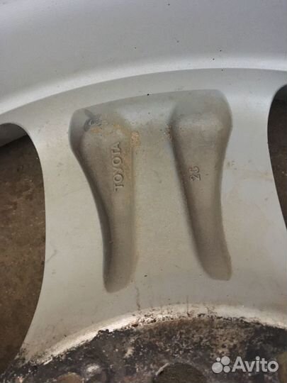 Диск литой Toyota LC 200