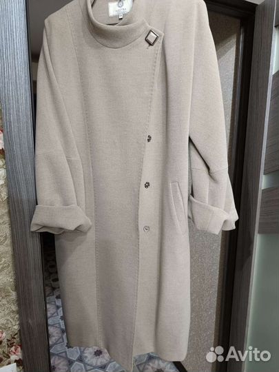 Пальто женское демисезонное 54