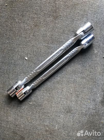 Ключи с трещеткой 2шт