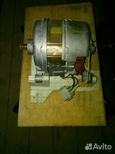 Двигатель стиральной машины