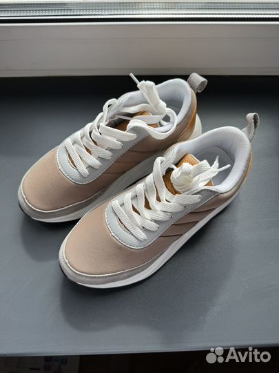 Последняя пара кроссовки