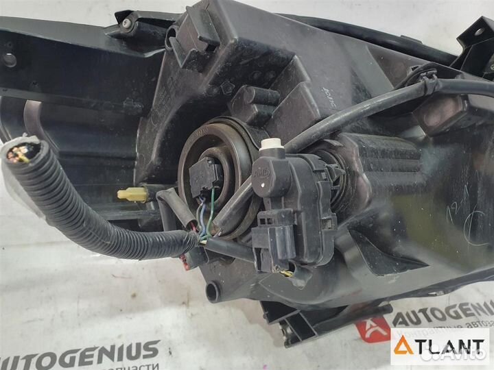 Фара передняя левая nissan latio