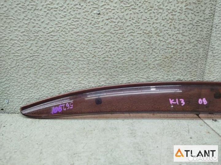 Ветровик задний правый nissan march