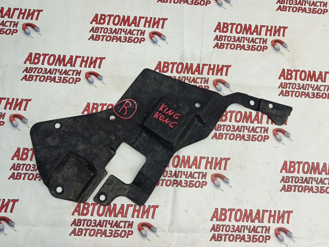 Пыльник двигателя правый Great Wall Poer King Kong