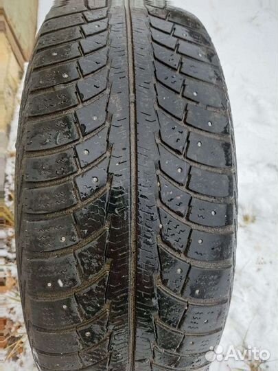 Комплект дисков с зимней резиной