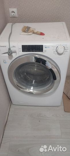 Стирально-сушильная машина