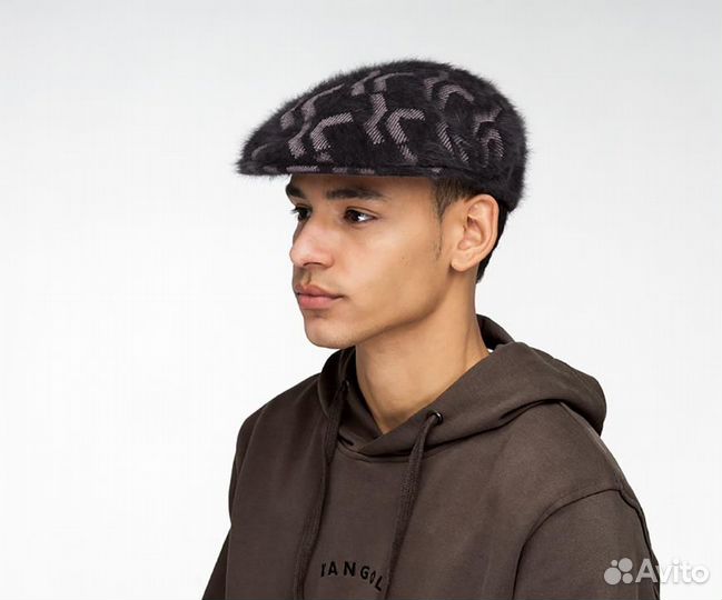 Кепка из ангоры 