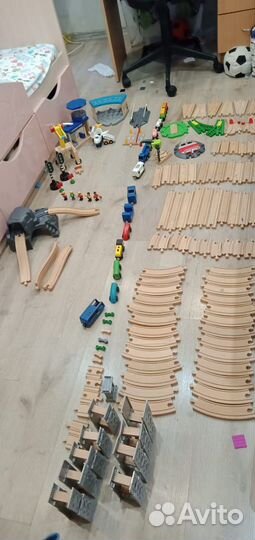 Деревянная железная дорога IKEA brio