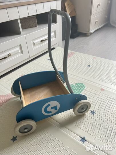 Детская деревянная тележка