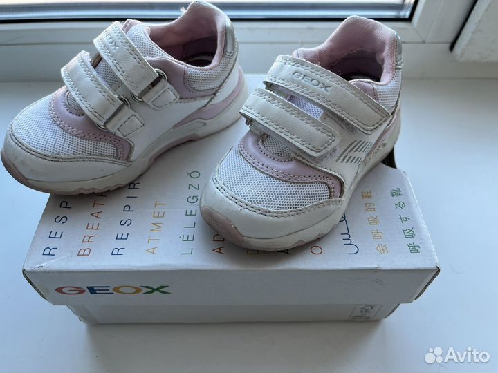 Кроссовки geox 22