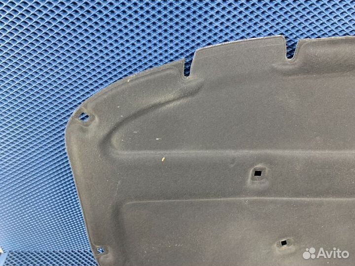 Шумоизоляция капота VW Touareg NF FL