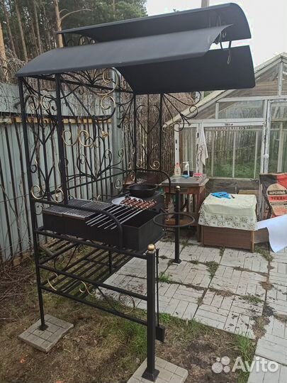 Беседка с мангалом