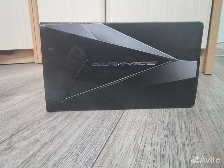 Задний тормоз Shimano Dura-Ace BR-R9100