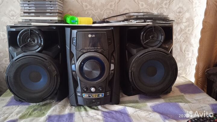 Музыкальный центр