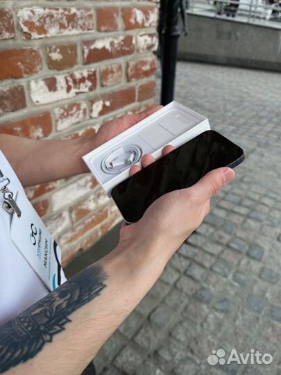 iPhone Xr, 128 ГБ