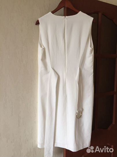 Продам платье белое