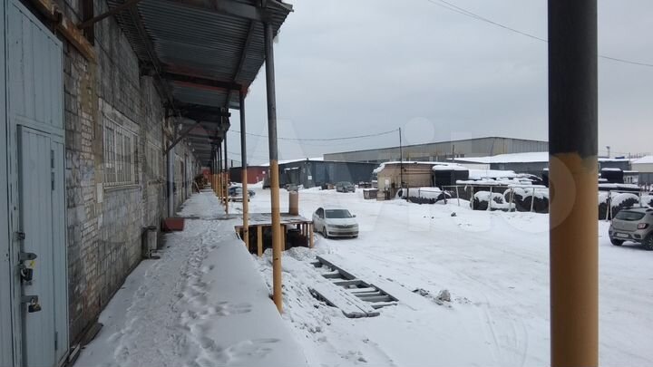 Склад, 300 м²