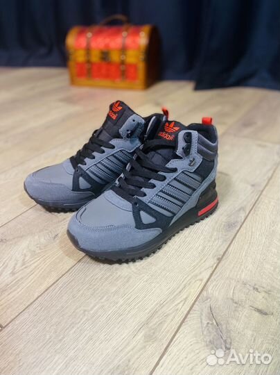 Кроссовки зимние Adidas zx 750 45 размер