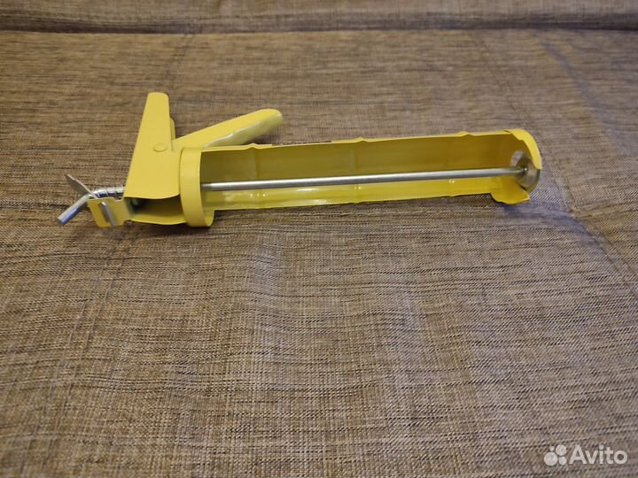 Монтажный пистолет