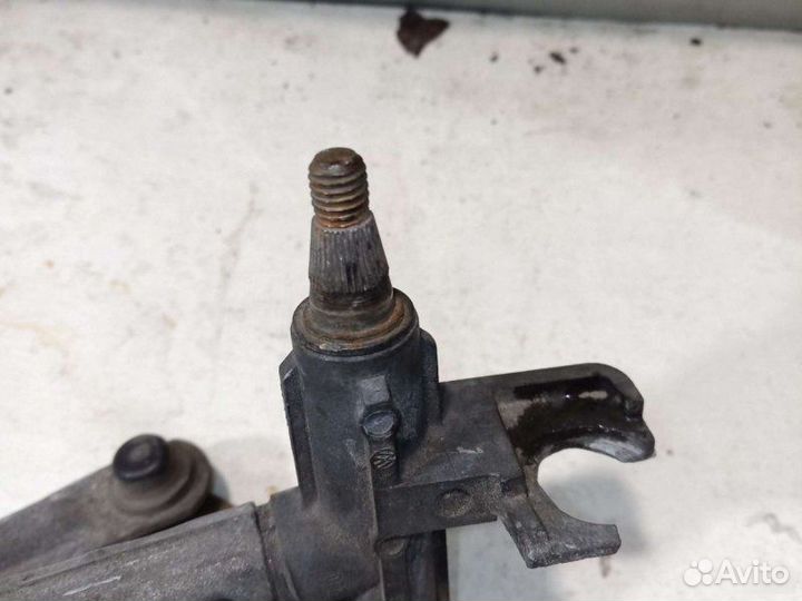 Трапеция стеклоочистителей Volkswagen Golf 3