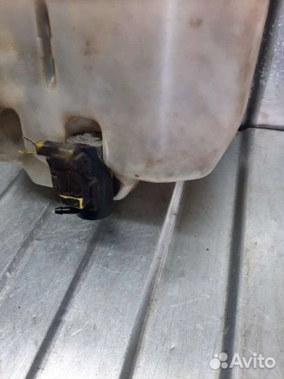 Бачок омывателя Honda Accord 7 седан 2.0 2003