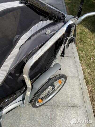 Велоколяска Thule Chariot