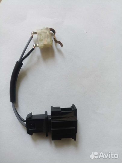 Концевик багажника