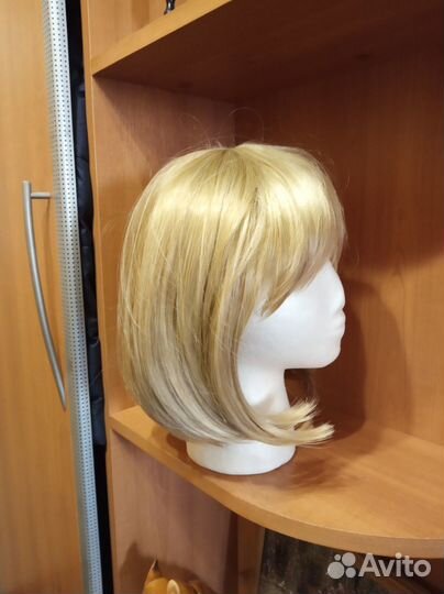 Парик женский