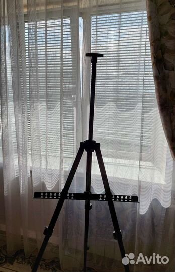 Мольберт тренога