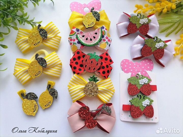Бантики с цветами, бабочками, подарки на 8 марта