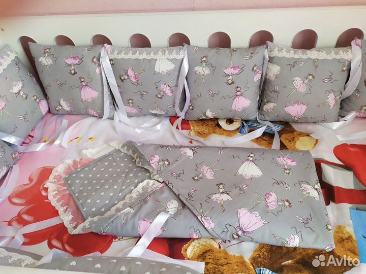 Бортики в детскую кроватку+ одеяло