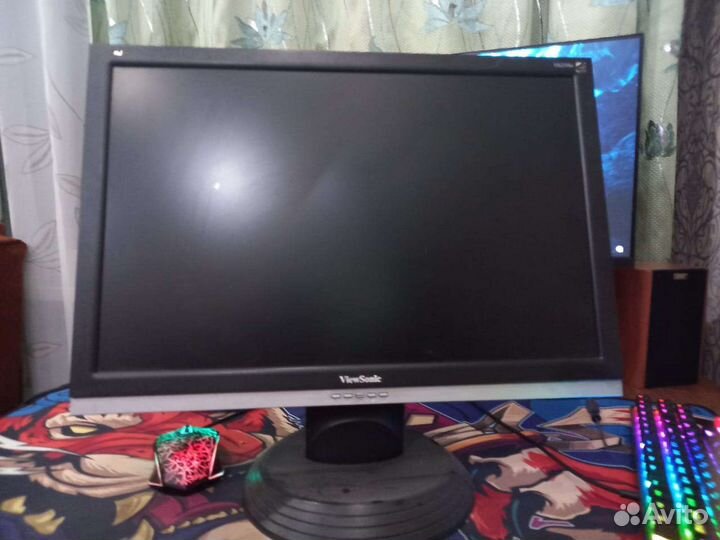 Монитор Viewsonic 22
